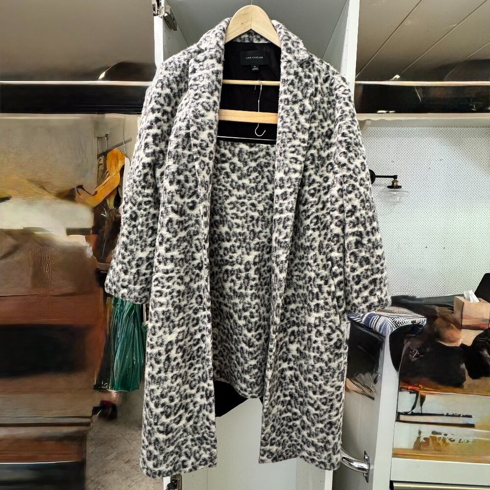 Lovely Ann Taylor Snow Leopard Coat Sz XL and 2 Skirts Sz 12 and 14